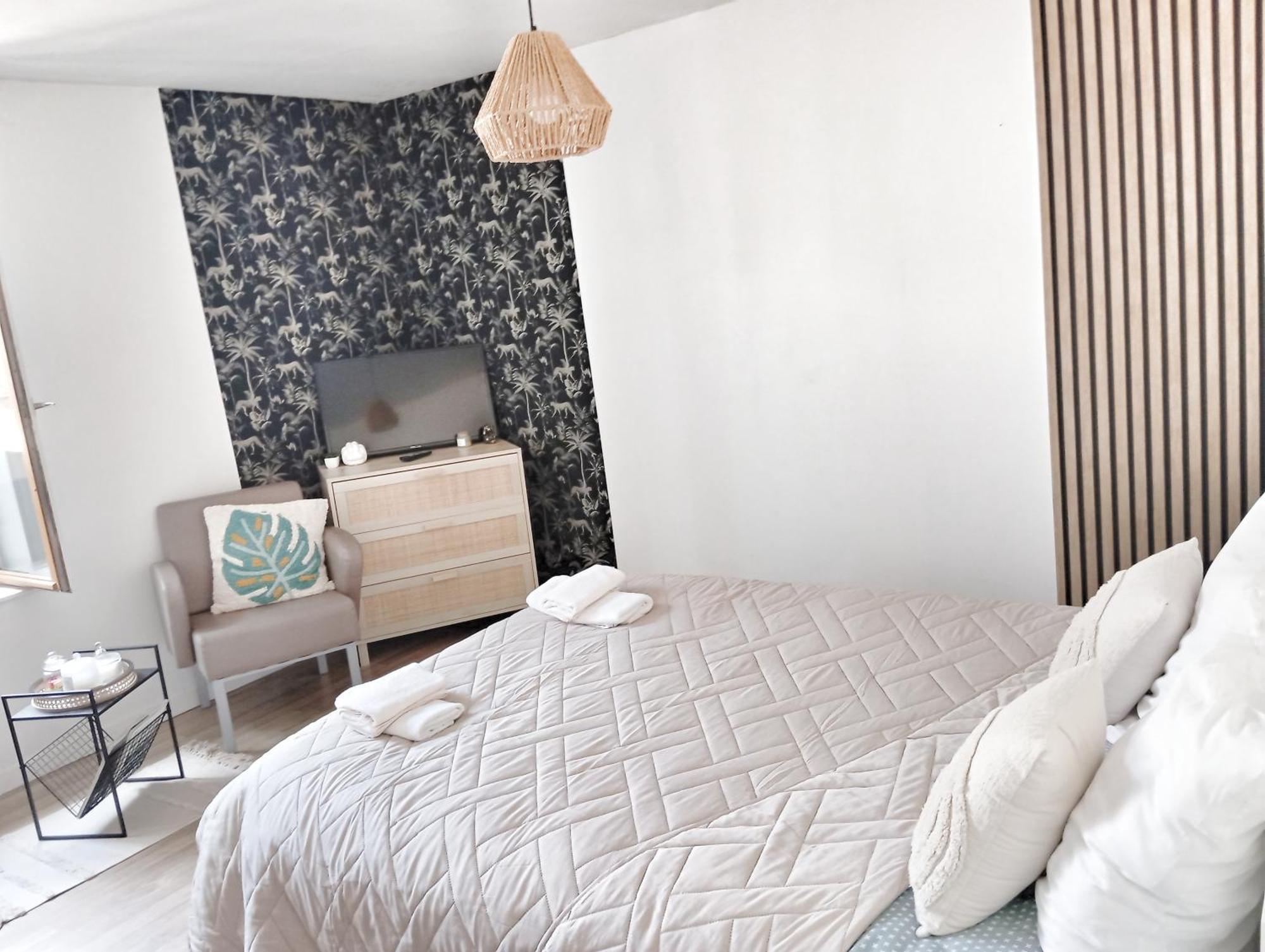 Rooms Home Csm Suites Privees Entre Paris Et Reims Charly-sur-Marne Buitenkant foto