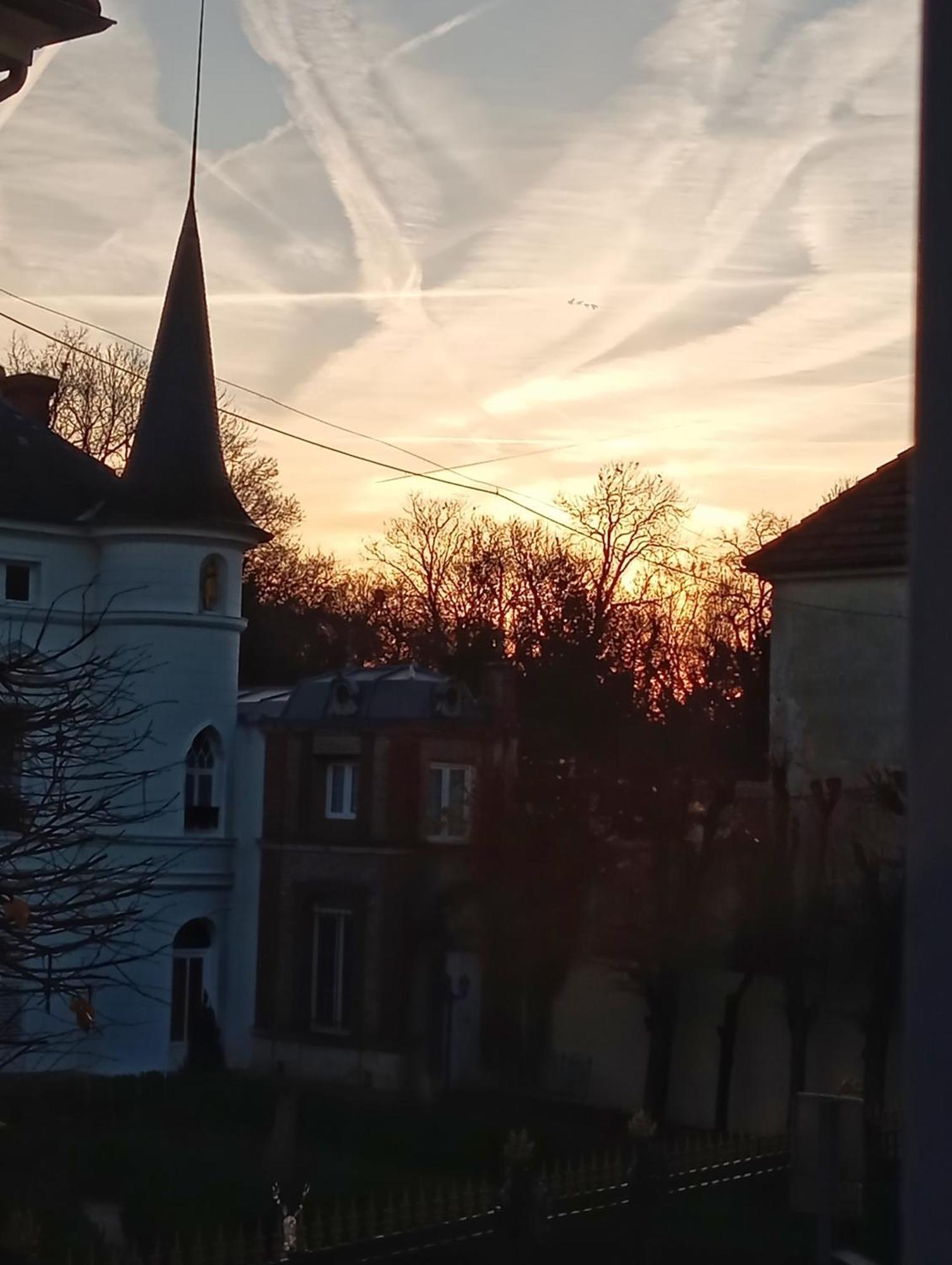 Rooms Home Csm Suites Privees Entre Paris Et Reims Charly-sur-Marne Buitenkant foto